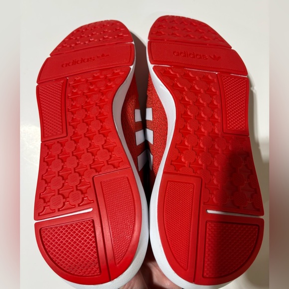 Adidas Originals Swift Run 22 Men’s Shoes size 9.5 main image 4